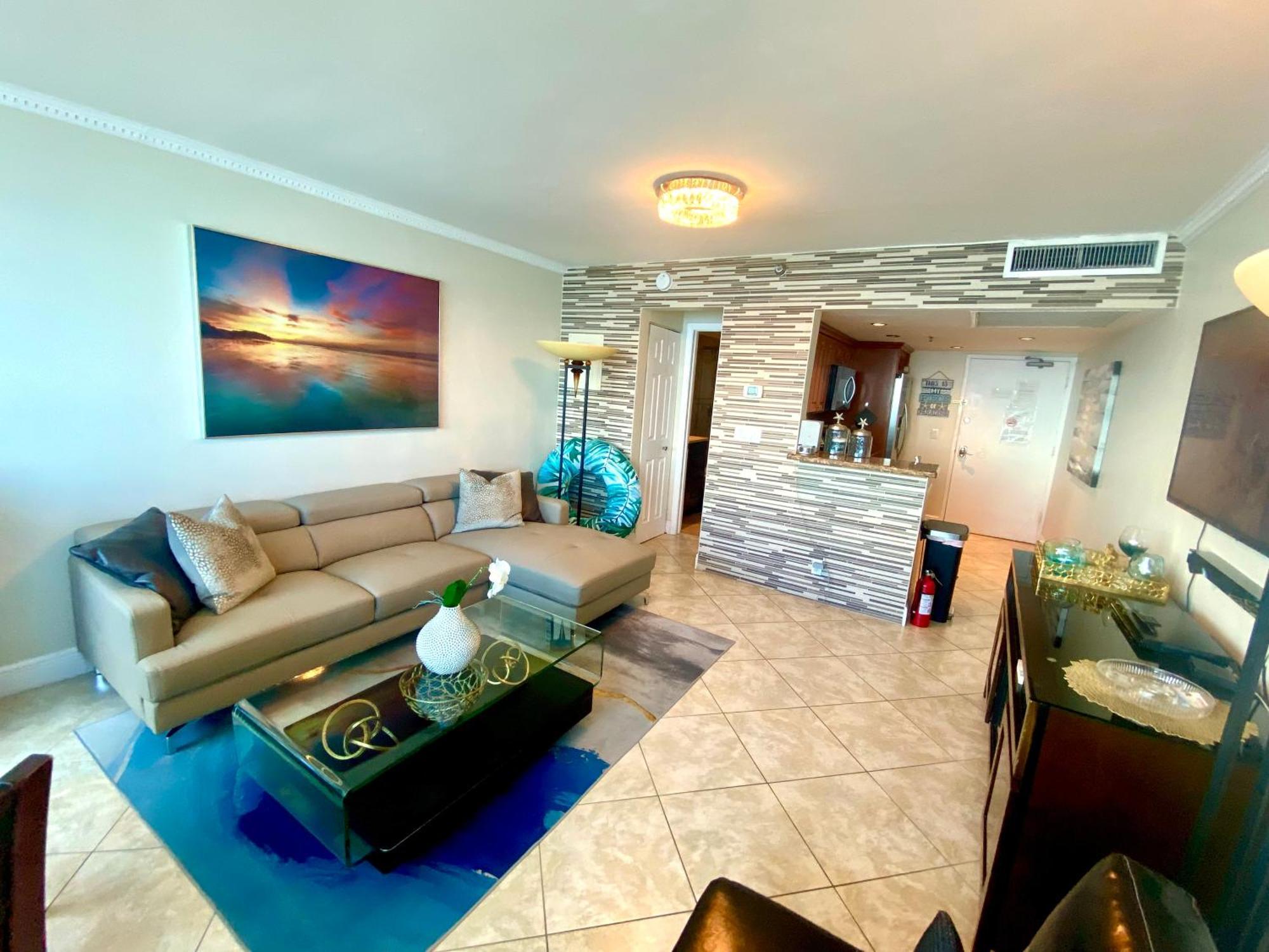 Castle Beach Resort Condo — Fotos 1